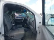 ✅ 2013 Nissan Frontier SL • VIN: 1N6AD0ER4DN749017 • Lot: 42576284. Wystawiony na IAAI z przebiegiem 127 867 mil. Bezpłatny archiwum sprzedaży aukcyjnych z USA i szczegółowy raport historii pojazdu na DreamBid. Zdjęcie 5.