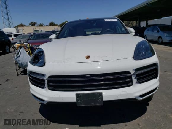 ✅ 2021 Porsche Cayenne S • VIN: WP1BB2AY8MDA46188 • Lot: 63798143. Wystawiony na Copart z przebiegiem 41 069 mil. Bezpłatny archiwum sprzedaży aukcyjnych z USA i szczegółowy raport historii pojazdu na DreamBid. Zdjęcie 5.