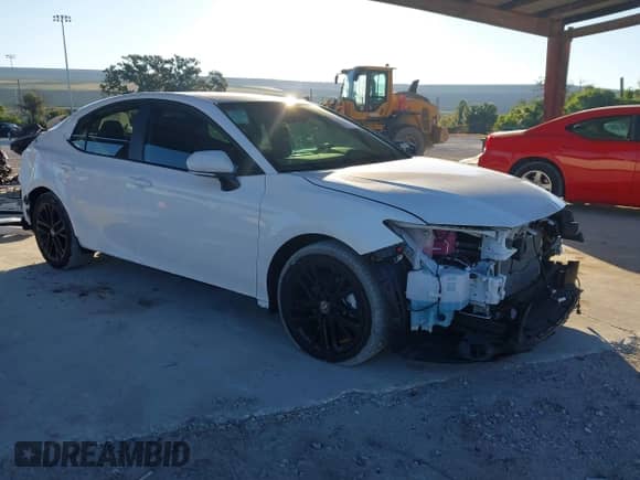 2025 Toyota Camry LE с VIN 4T1DAACKXSU084837, выставлен на аукционе IAAI как лот 43441839 с пробегом 17 234 миль миль и . История ставок и продаж доступна на DreamBid. Изображение 1.