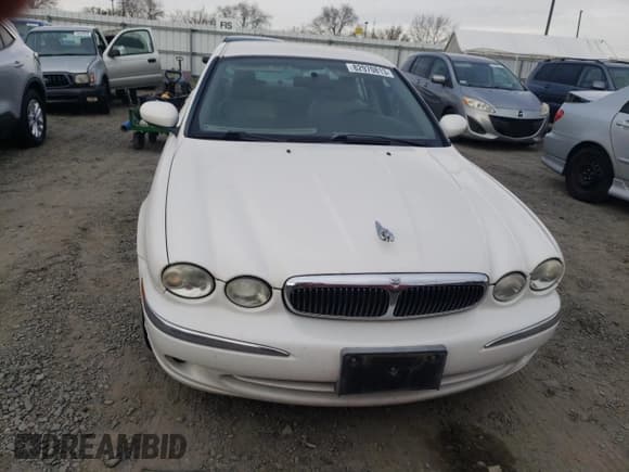 ✅ 2002 Jaguar X-Type • VIN: SAJEA51D82XC04044 • Lot: 82970813. Wystawiony na Copart z przebiegiem Nie podano. Bezpłatny archiwum sprzedaży aukcyjnych z USA i szczegółowy raport historii pojazdu na DreamBid. Zdjęcie 5.