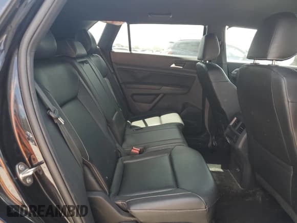 ✅ 2020 Volkswagen Atlas SE • VIN: 1V2YE2CA4LC229450 • Lot: 72025215. Listed on Copart with 62,132 mi. Free auction sales archive from the USA and detailed vehicle history report at DreamBid. Image 11.