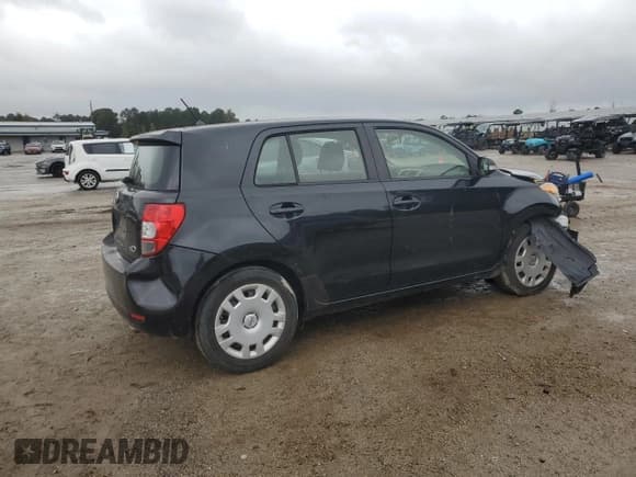 ✅ 2013 Scion xD • VIN: JTKKUPB40D1033689 • Lot: 90026135. Listed on Copart with 105,627 mi. Free auction sales archive from the USA and detailed vehicle history report at DreamBid. Image 3.