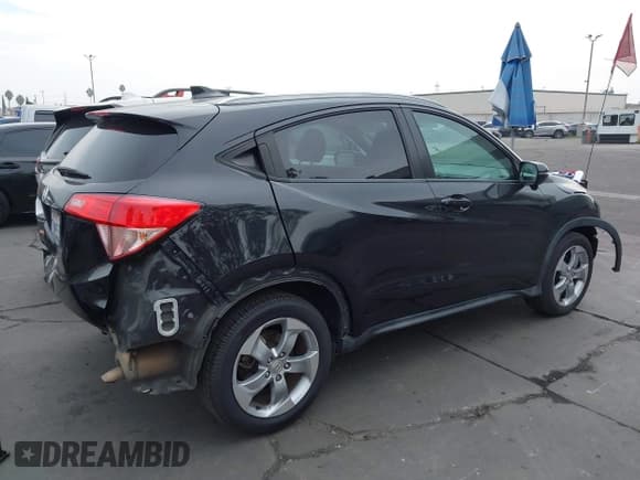 ✅ 2017 Honda HR-V EX-L • VIN: 3CZRU5H74HM723265 • Лот: 43691836. Опубликован ранее на IAAI с пробегом 108 985 миль. Бесплатный доступ к архиву аукционных продаж из США и подробный отчёт об истории автомобиля на DreamBid. Изображение 4.