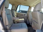 ✅ 2013 Ford Expedition Limited • VIN: 1FMJU1K59DEF69568 • Lot: 90914025. Wystawiony na Copart z przebiegiem 121 465 mil. Bezpłatny archiwum sprzedaży aukcyjnych z USA i szczegółowy raport historii pojazdu na DreamBid. Zdjęcie 11.