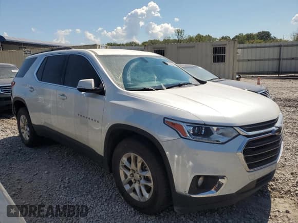✅ 2020 Chevrolet Traverse LT Cloth • VIN: 1GNERGKW1LJ186112 • Lot: 71002834. Wystawiony na Copart z przebiegiem 124 873 mil. Bezpłatny archiwum sprzedaży aukcyjnych z USA i szczegółowy raport historii pojazdu na DreamBid. Zdjęcie 4.