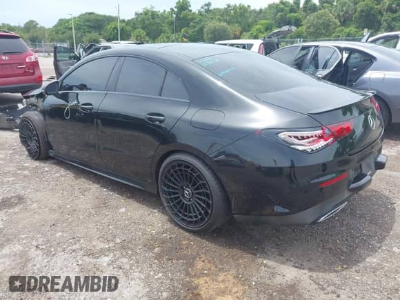 2020 Mercedes-Benz CLA 250 с VIN WDD5J4GB0LN040433, выставлен на аукционе IAAI как лот 42792524 с пробегом 62 419 миль миль и . История ставок и продаж доступна на DreamBid. Изображение 3.