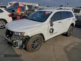 ✅ 2018 Jeep Grand Cherokee Limited • VIN: 1C4RJFBG3JC308233 • Lot: 95442075. Listed on Copart with 63,761 mi. Free auction sales archive from the USA and detailed vehicle history report at DreamBid. Image 1.