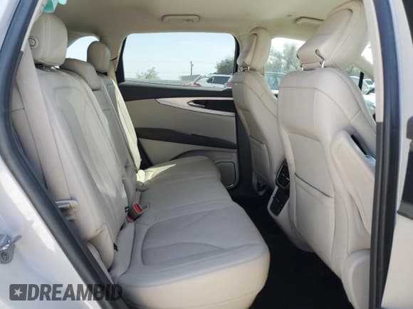 ✅ 2020 Lincoln Nautilus Standard • VIN: 2LMPJ6J96LBL14881 • Lot: 49259625. Listed on Copart with 65,561 mi. Free auction sales archive from the USA and detailed vehicle history report at DreamBid. Image 11.