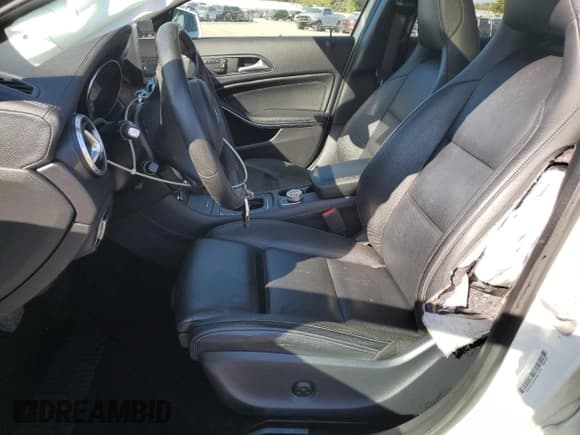 ✅ 2017 Mercedes-Benz GLA 250 • VIN: WDCTG4GB7HJ308550 • Лот: 89879295. Опубликован ранее на Copart с пробегом 139 429 миль. Бесплатный доступ к архиву аукционных продаж из США и подробный отчёт об истории автомобиля на DreamBid. Изображение 7.