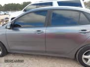 ✅ 2019 Kia Rio S • VIN: 3KPA24AB8KE158991 • Lot: 43853028. Wystawiony na IAAI z przebiegiem 154 881 mil. Bezpłatny archiwum sprzedaży aukcyjnych z USA i szczegółowy raport historii pojazdu na DreamBid. Zdjęcie 14.