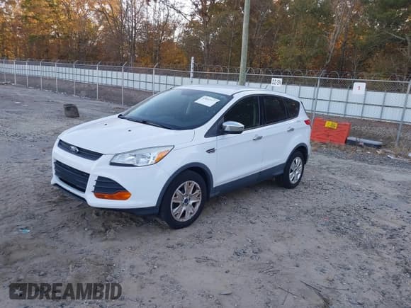 ✅ 2015 Ford Escape S • VIN: 1FMCU0F73FUB87690 • Lot: 43697137. Listed on IAAI with 249,419 mi. Free auction sales archive from the USA and detailed vehicle history report at DreamBid. Image 2.
