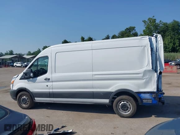 ✅ 2017 Ford Transit • VIN: 1FTYR2CM2HKB28727 • Лот: 42589950. Опубликован ранее на IAAI с пробегом 87 141 миль. Бесплатный доступ к архиву аукционных продаж из США и подробный отчёт об истории автомобиля на DreamBid. Изображение 15.