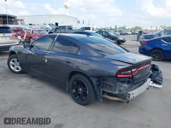 ✅ 2019 Dodge Charger SXT • VIN: 2C3CDXBG4KH711241 • Lot: 43505891. Listed on IAAI with 108,398 mi. Free auction sales archive from the USA and detailed vehicle history report at DreamBid. Image 3.
