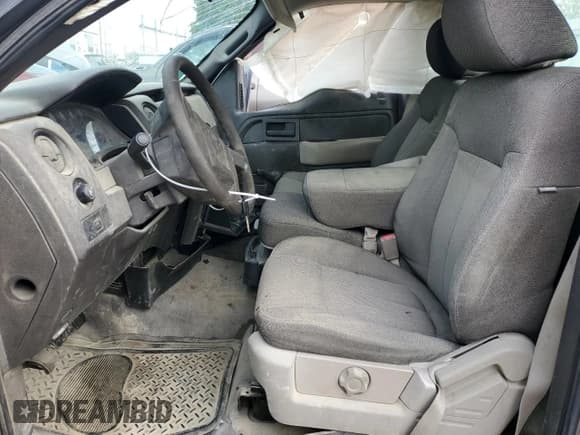 ✅ 2010 Ford F-150 XL • VIN: 1FTMF1C82AKA36494 • Lot: 55940235. Listed on Copart with 206,893 mi. Free auction sales archive from the USA and detailed vehicle history report at DreamBid. Image 7.