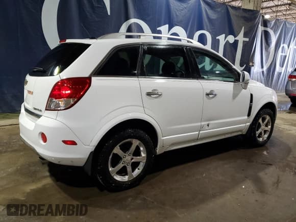 ✅ 2012 Chevrolet Captiva Sport LTZ • VIN: 3GNFL4E53CS600917 • Lot: 53021465. Wystawiony na Copart z przebiegiem 135 579 mil. Bezpłatny archiwum sprzedaży aukcyjnych z USA i szczegółowy raport historii pojazdu na DreamBid. Zdjęcie 3.