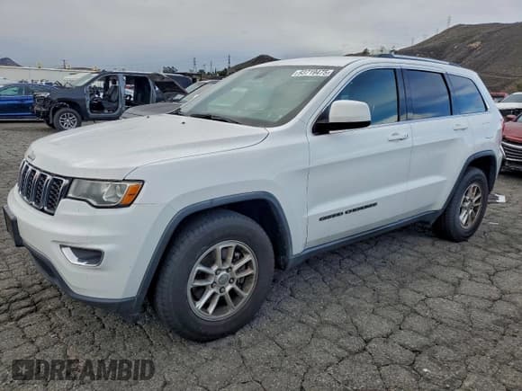 ✅ 2018 Jeep Grand Cherokee Altitude • VIN: 1C4RJEAG4JC277666 • Лот: 93719475. Опубликован ранее на Copart с пробегом 203 919 миль. Бесплатный доступ к архиву аукционных продаж из США и подробный отчёт об истории автомобиля на DreamBid. Изображение 1.