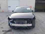 ✅ 2019 Hyundai Ioniq Limited • VIN: KMHC05LC8KU143043 • Lot: 41937241. Wystawiony na IAAI z przebiegiem 77 992 mil. Bezpłatny archiwum sprzedaży aukcyjnych z USA i szczegółowy raport historii pojazdu na DreamBid. Zdjęcie 13.