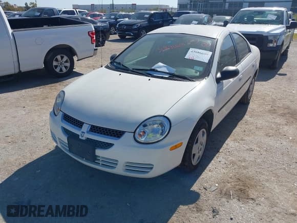 ✅ 2004 Dodge Neon SE • VIN: 1B3ES26C24D583989 • Lot: 43686609. Listed on IAAI with 116,331 mi. Free auction sales archive from the USA and detailed vehicle history report at DreamBid. Image 2.