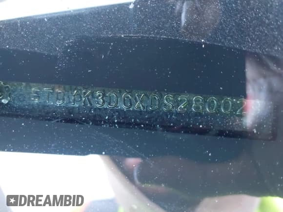 ✅ 2013 Toyota Sienna Limited • VIN: 5TDYK3DCXDS280029 • Lot: 43433731. Wystawiony na IAAI z przebiegiem 221 097 mil. Bezpłatny archiwum sprzedaży aukcyjnych z USA i szczegółowy raport historii pojazdu na DreamBid. Zdjęcie 17.