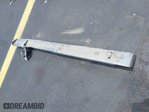 ✅ 2017 Chevrolet Silverado 1500 LT • VIN: 1GCRCREH8HZ340117 • Lot: 42577458. Wystawiony na IAAI z przebiegiem 136 692 mil. Bezpłatny archiwum sprzedaży aukcyjnych z USA i szczegółowy raport historii pojazdu na DreamBid. Zdjęcie 12.