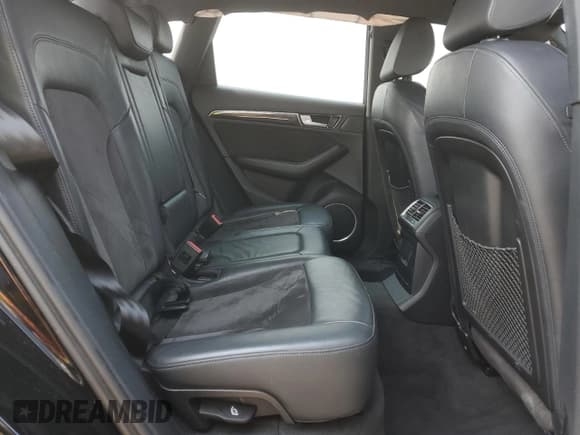 ✅ 2016 Audi SQ5 Premium Plus • VIN: WA1CCAFP1GA050449 • Lot: 62905334. Wystawiony na Copart z przebiegiem 148 082 mil. Bezpłatny archiwum sprzedaży aukcyjnych z USA i szczegółowy raport historii pojazdu na DreamBid. Zdjęcie 11.