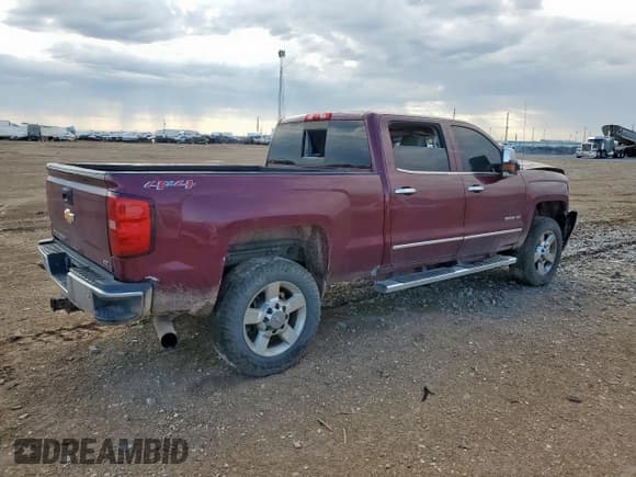 ✅ 2016 Chevrolet Silverado 2500HD LTZ • VIN: 1GC1KWE80GF235750 • Лот: 85292955. Опубликован ранее на Copart с пробегом 213 358 миль. Бесплатный доступ к архиву аукционных продаж из США и подробный отчёт об истории автомобиля на DreamBid. Изображение 3.