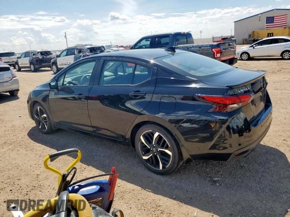 ✅ 2024 Nissan Versa SR • VIN: 3N1CN8FV0RL879454 • Lot: 69666865. Wystawiony na Copart z przebiegiem 20 695 mil. Bezpłatny archiwum sprzedaży aukcyjnych z USA i szczegółowy raport historii pojazdu na DreamBid. Zdjęcie 2.