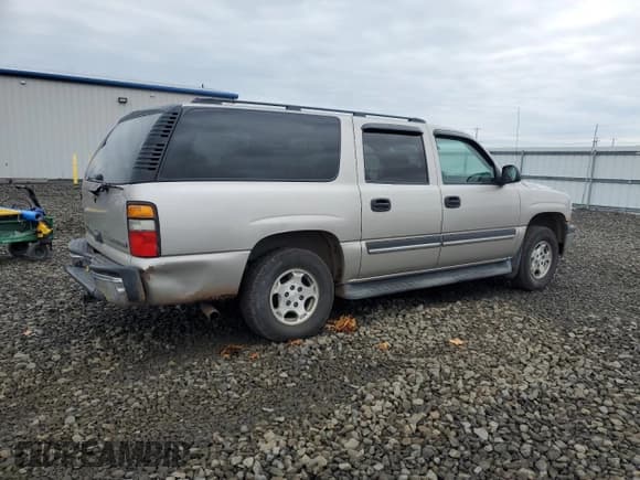 ✅ 2005 Chevrolet Suburban LS • VIN: 3GNFK16ZX5G295098 • Lot: 93015465. Listed on Copart with 251,397 mi. Free auction sales archive from the USA and detailed vehicle history report at DreamBid. Image 3.