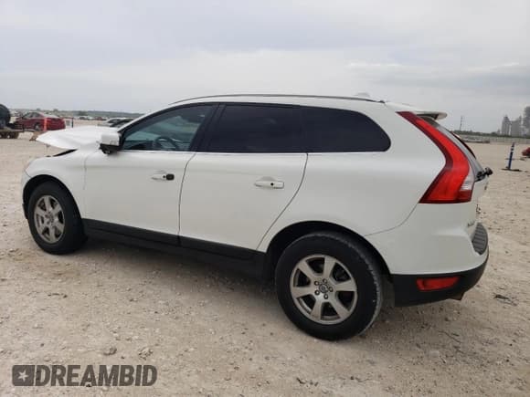 ✅ 2013 Volvo XC60 3.2L • VIN: YV4952DL2D2448207 • Lot: 54915375. Listed on Copart with 135,270 mi. Free auction sales archive from the USA and detailed vehicle history report at DreamBid. Image 2.