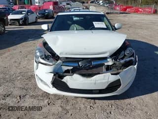 ✅ 2013 Hyundai Veloster w/Black Int • VIN: KMHTC6AD8DU135634 • Lot: 41301184. Listed on IAAI with 156,510 mi. Free auction sales archive from the USA and detailed vehicle history report at DreamBid. Image 6.