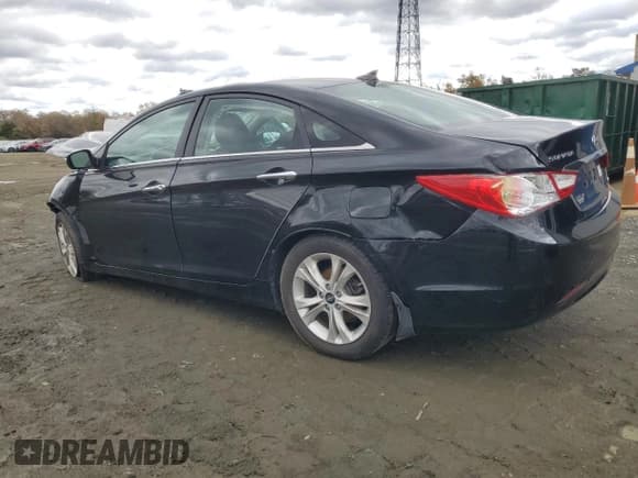 ✅ 2013 Hyundai Sonata SE • VIN: 5NPEC4AC4DH648981 • Lot: 87291975. Listed on Copart with 128,585 mi. Free auction sales archive from the USA and detailed vehicle history report at DreamBid. Image 2.