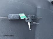 ✅ 2012 Mercedes-Benz Sprinter Cargo • VIN: WD3PE8CB8C5680484 • Lot: 43197403. Wystawiony na IAAI z przebiegiem 187 461 mil. Bezpłatny archiwum sprzedaży aukcyjnych z USA i szczegółowy raport historii pojazdu na DreamBid. Zdjęcie 11.