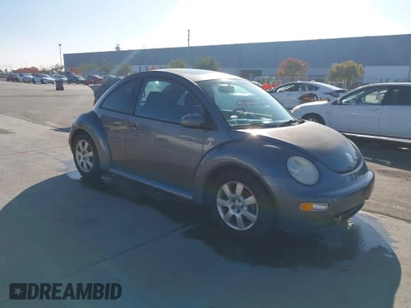 ✅ 2003 Volkswagen Beetle GLS • VIN: 3VWCD21C03M429062 • Lot: 43882296. Listed on IAAI with 171,232 mi. Free auction sales archive from the USA and detailed vehicle history report at DreamBid. Image 1.