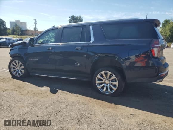 ✅ 2023 Chevrolet Suburban Premier • VIN: 1GNSKFKD1PR187056 • Lot: 70355585. Wystawiony na Copart z przebiegiem Nie podano. Bezpłatny archiwum sprzedaży aukcyjnych z USA i szczegółowy raport historii pojazdu na DreamBid. Zdjęcie 2.