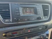 ✅ 2016 Kia Sedona LX • VIN: KNDMB5C17G6210146 • Lot: 94383215. Listed on Copart with 210,249 mi. Free auction sales archive from the USA and detailed vehicle history report at DreamBid. Image 12.