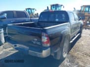 ✅ 2015 Toyota Tacoma PreRunner • VIN: 5TFJU4GN2FX066552 • Лот: 43609841. Опубликован ранее на IAAI с пробегом 236 014 миль. Бесплатный доступ к архиву аукционных продаж из США и подробный отчёт об истории автомобиля на DreamBid. Изображение 4.