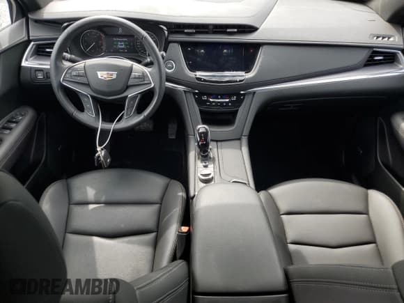 ✅ 2024 Cadillac XT5 AWD Luxury • VIN: 1GYKNBR48RZ730270 • Lot: 71983655. Wystawiony na Copart z przebiegiem 12 840 mil. Bezpłatny archiwum sprzedaży aukcyjnych z USA i szczegółowy raport historii pojazdu na DreamBid. Zdjęcie 8.