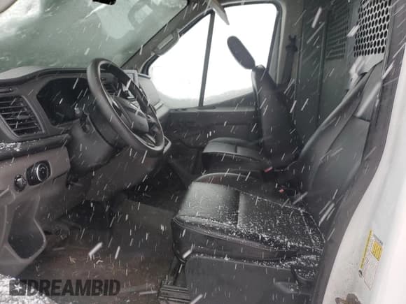 ✅ 2020 Ford Transit Cargo • VIN: 1FTBR2C86LKB45032 • Lot: 86892024. Listed on Copart with 186,601 mi. Free auction sales archive from the USA and detailed vehicle history report at DreamBid. Image 7.