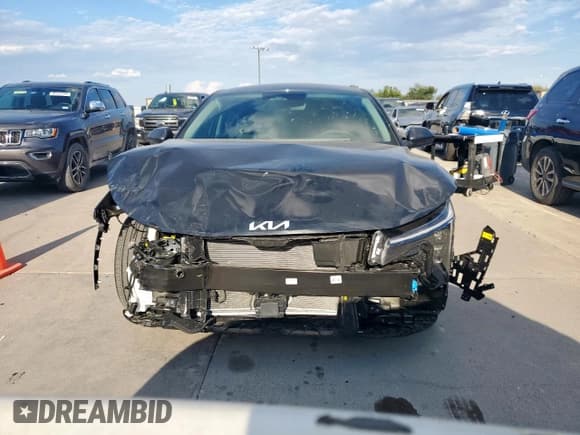 ✅ 2025 Kia K4 LXS • VIN: 3KPFT4DE4SE193178 • Lot: 85475995. Wystawiony na Copart z przebiegiem 1 444 mil. Bezpłatny archiwum sprzedaży aukcyjnych z USA i szczegółowy raport historii pojazdu na DreamBid. Zdjęcie 5.