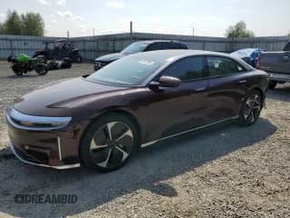 ✅ 2023 Lucid Air Touring • VIN: 50EA1TEA4PA002516 • Lot: 66147505. Wystawiony na Copart z przebiegiem 25 276 mil. Bezpłatny archiwum sprzedaży aukcyjnych z USA i szczegółowy raport historii pojazdu na DreamBid. Zdjęcie 1.