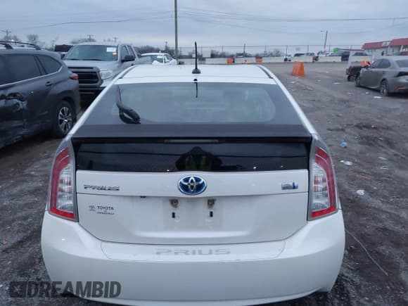 ✅ 2012 Toyota Prius Three • VIN: JTDKN3DU9C1570649 • Lot: 43778955. Listed on IAAI with 233,154 mi. Free auction sales archive from the USA and detailed vehicle history report at DreamBid. Image 16.
