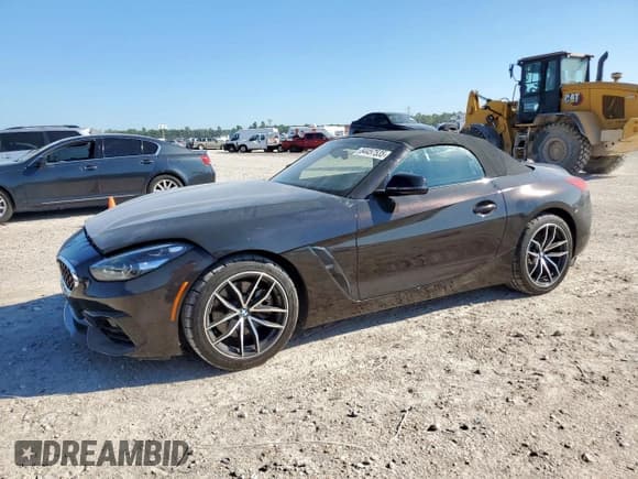 ✅ 2022 BMW Z4 sDrive30i • VIN: WBAHF3C03NWX39721 • Lot: 84457535. Wystawiony na Copart z przebiegiem 37 587 mil. Bezpłatny archiwum sprzedaży aukcyjnych z USA i szczegółowy raport historii pojazdu na DreamBid. Zdjęcie 1.
