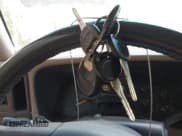 ✅ 2005 GMC Yukon XL SLT • VIN: 1GKEC16Z95J153488 • Lot: 42140689. Wystawiony na IAAI z przebiegiem 190 545 mil. Bezpłatny archiwum sprzedaży aukcyjnych z USA i szczegółowy raport historii pojazdu na DreamBid. Zdjęcie 11.