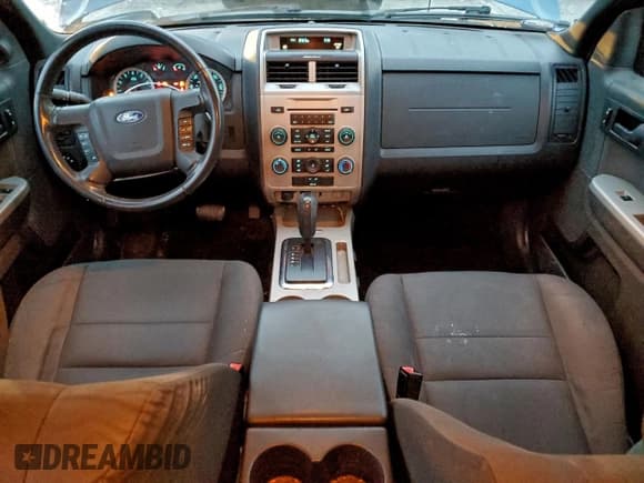 ✅ 2010 Ford Escape XLT • VIN: 1FMCU0D75AKD18237 • Lot: 93697395. Listed on Copart with 199,976 mi. Free auction sales archive from the USA and detailed vehicle history report at DreamBid. Image 8.