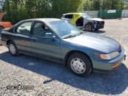 ✅ 1996 Honda Accord Value • VIN: 1HGCD5691TA226438 • Lot: 60382375. Listed on Copart with 287,565 mi. Free auction sales archive from the USA and detailed vehicle history report at DreamBid. Image 4.