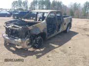 ✅ 2019 Chevrolet Silverado 1500 RST • VIN: 1GCRYEED3KZ212902 • Lot: 41858001. Wystawiony na IAAI z przebiegiem Nie podano. Bezpłatny archiwum sprzedaży aukcyjnych z USA i szczegółowy raport historii pojazdu na DreamBid. Zdjęcie 2.