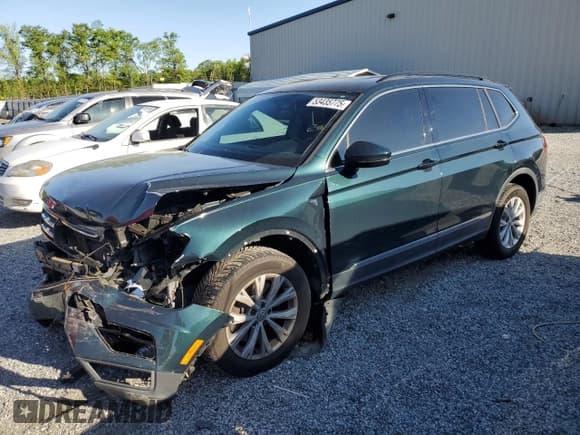 ✅ 2018 Volkswagen Tiguan SEL • VIN: 3VV3B7AX7JM008446 • Lot: 53435775. Listed on Copart with 93,776 mi. Free auction sales archive from the USA and detailed vehicle history report at DreamBid. Image 1.