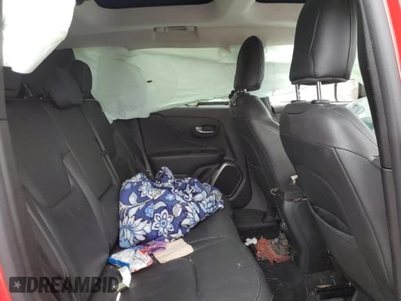 ✅ 2019 Jeep Renegade Limited • VIN: ZACNJBD11KPJ91150 • Lot: 42922015. Wystawiony na Copart z przebiegiem Nie podano. Bezpłatny archiwum sprzedaży aukcyjnych z USA i szczegółowy raport historii pojazdu na DreamBid. Zdjęcie 11.