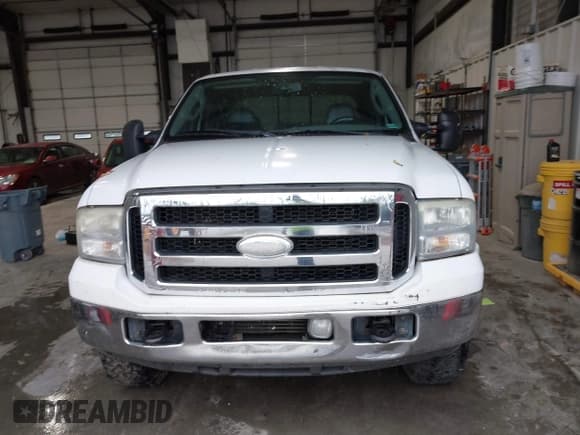 ✅ 2006 Ford F-250 XL • VIN: 1FTSW21566ED74556 • Лот: 42366746. Опубликован ранее на IAAI с пробегом 166 778 миль. Бесплатный доступ к архиву аукционных продаж из США и подробный отчёт об истории автомобиля на DreamBid. Изображение 12.