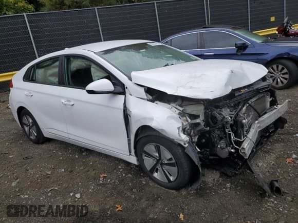 ✅ 2017 Hyundai Ioniq Blue • VIN: KMHC65LC9HU031519 • Lot: 86222415. Wystawiony na Copart z przebiegiem 150 208 mil. Bezpłatny archiwum sprzedaży aukcyjnych z USA i szczegółowy raport historii pojazdu na DreamBid. Zdjęcie 4.